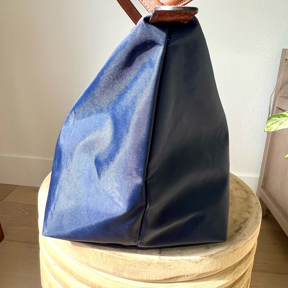 Longchamp Navy Le Pliage M - modèle depose - Picture 14 of 14